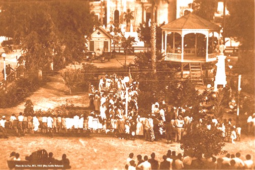 plazavelasco1922.jpg